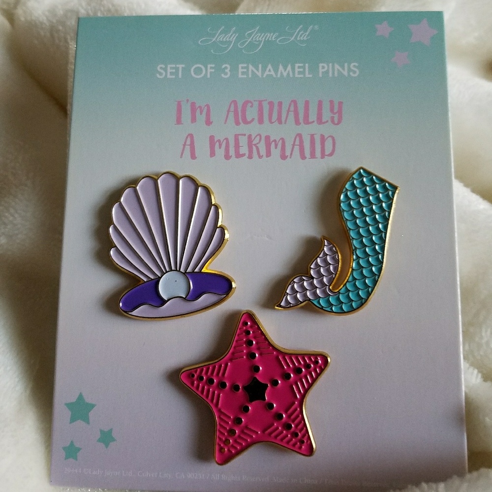 3/$15. 🎉Lady Jane Ltd🎉 3-Piece Pin Set